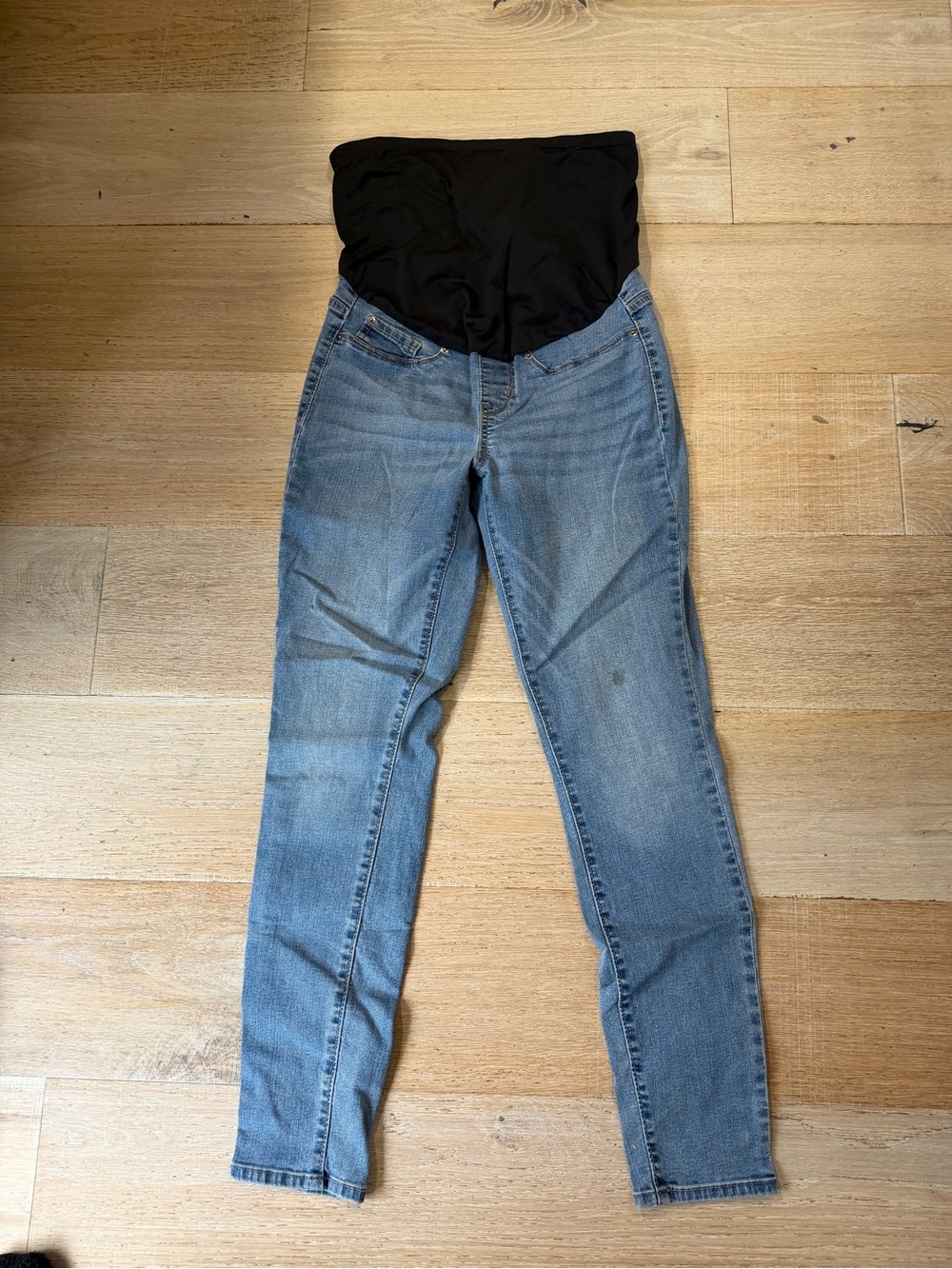 Bundle of 14 Pairs of Maternity Jeans Leggings Biker Shorts